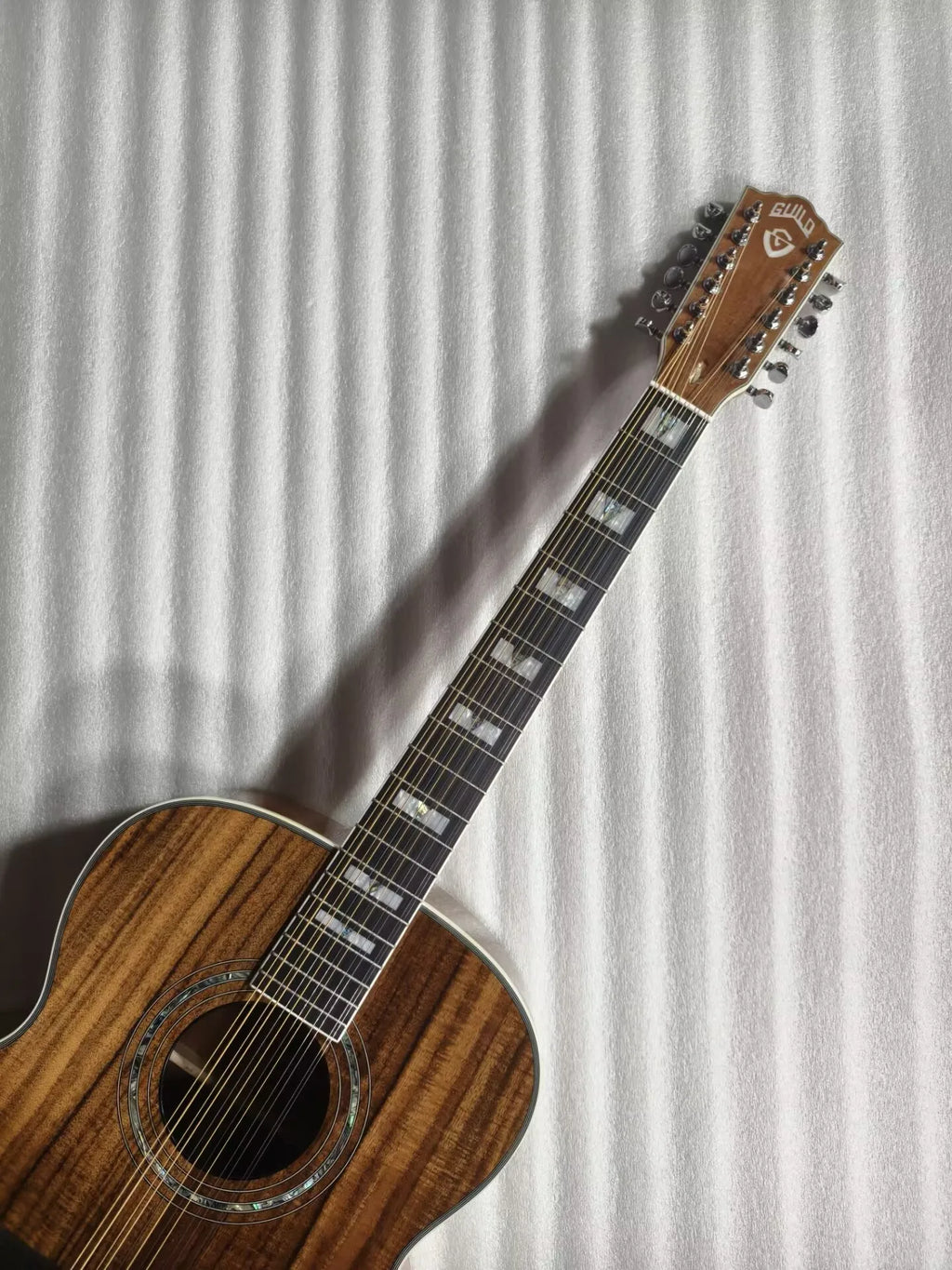 12 strings koa wood Acoustic Electric Guitar custom 12 strings guild F512 guitar with pickups